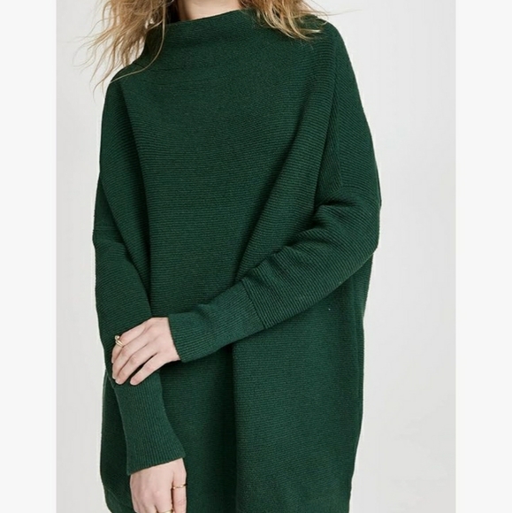 Free People Sweaters - Free People Ottoman Tunic size small Green